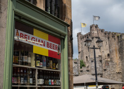 Beer shop in front of Gravensteen
